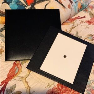 Elegant Black 5 x 7 Photo Frame.  NWOT